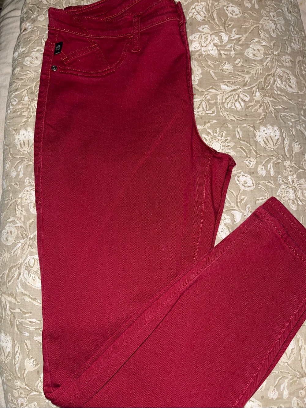 Rock & Republic Crimson Slim Jeans ( worn once )